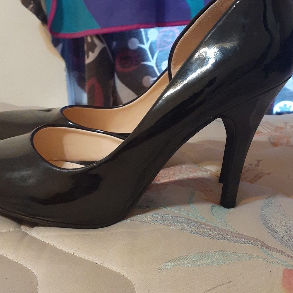 Never worn - Picture 2 of 4